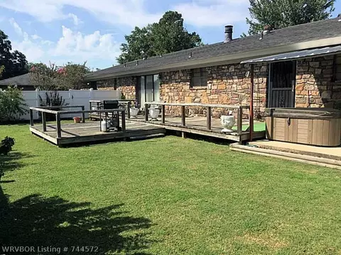608 E Chism St, Paris, AR 72855 photo 22