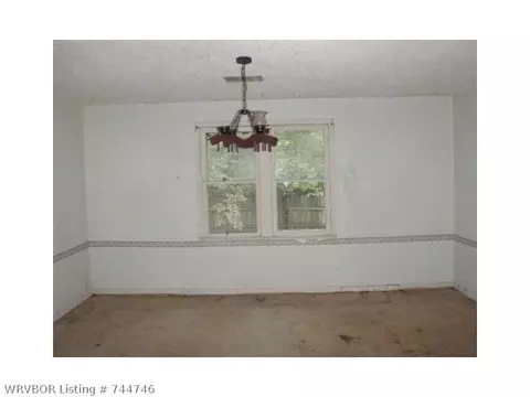 313 Choctaw St, Hackett, AR 72937 photo 3