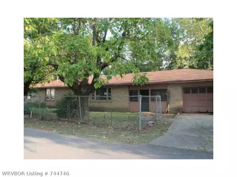 313 Choctaw St, Hackett, AR 72937 photo 1