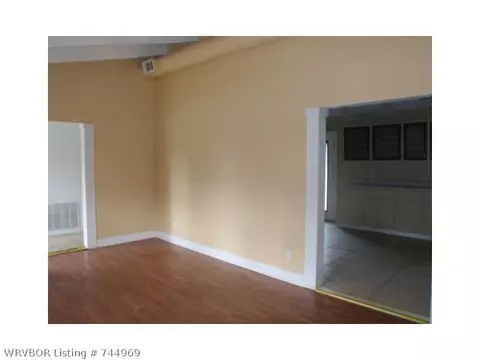 1104 C St, Barling, AR 72923 photo 4