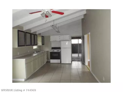 1104 C St, Barling, AR 72923 photo 5