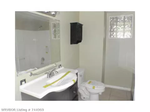 1104 C St, Barling, AR 72923 photo 9