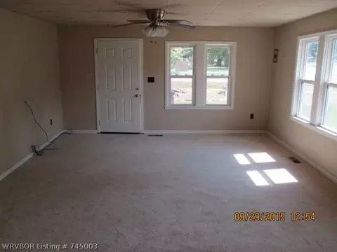 409 N Main St, Hackett, AR 72937 photo 3