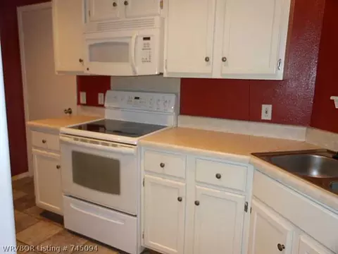 3412 S 68th Cir, Fort Smith, AR 72903 photo 7