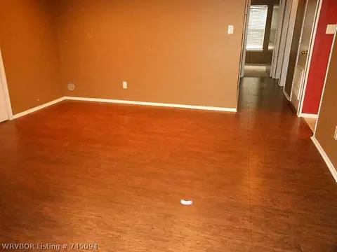 3412 S 68th Cir, Fort Smith, AR 72903 photo 4