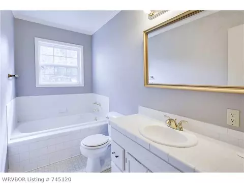 8101 Hermitage Dr, Fort Smith, AR 72908 photo 4