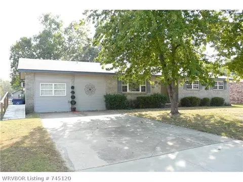 8101 Hermitage Dr, Fort Smith, AR 72908 photo 14