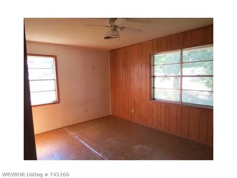460 N Webster St, Greenwood, AR 72936 photo 8