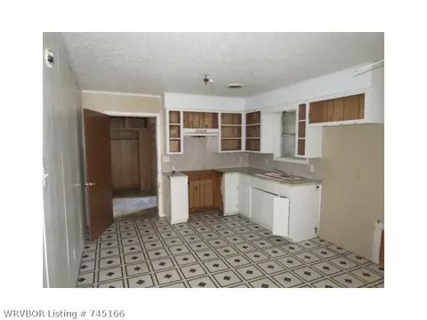 460 N Webster St, Greenwood, AR 72936 photo 5
