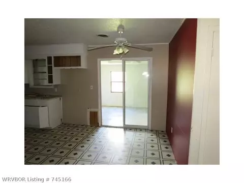 460 N Webster St, Greenwood, AR 72936 photo 4