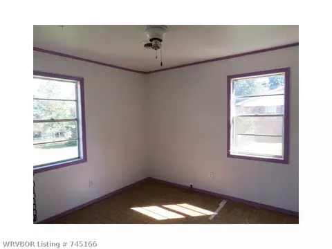460 N Webster St, Greenwood, AR 72936 photo 7