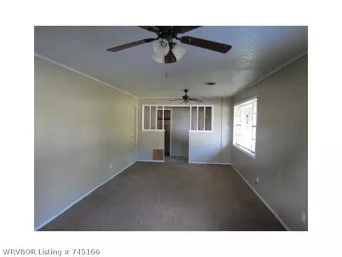 460 N Webster St, Greenwood, AR 72936 photo 3