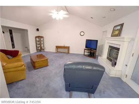 6004 Williams Ln, Fort Smith, AR 72904 photo 3