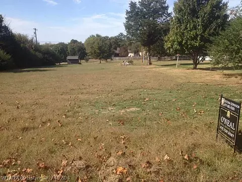 1221 Hill St, Alma, AR 72921 photo 1