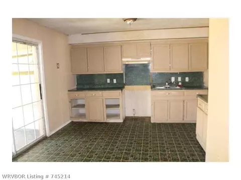 1112 N St, Barling, AR 72923 photo 3