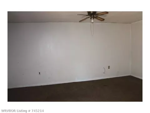 1112 N St, Barling, AR 72923 photo 6