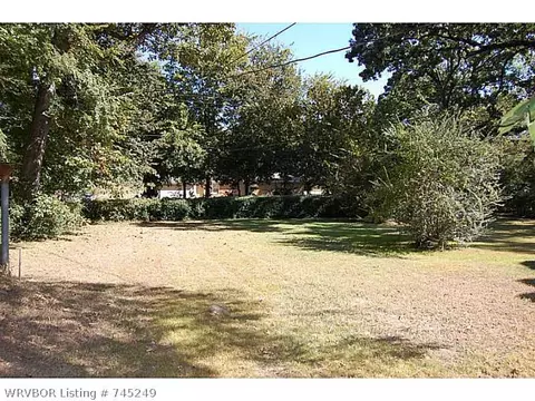 1218 N 49th St, Fort Smith, AR 72904 photo 4