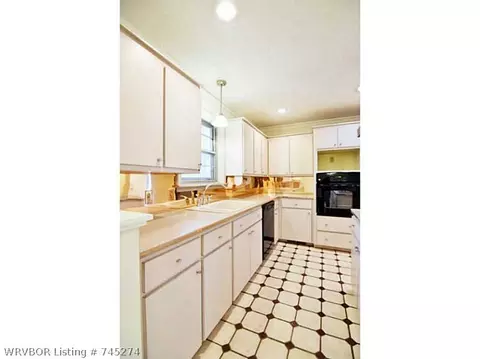 3223 S 41st St, Fort Smith, AR 72903 photo 7