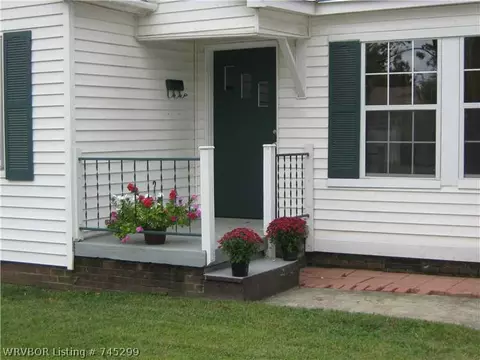 1624 Dallas St, Fort Smith, AR 72901 photo 2