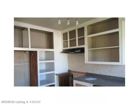 3629 Macarthur Dr, Fort Smith, AR 72904 photo 6