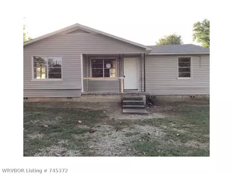 705 8th St, Barling, AR 72923 photo 1