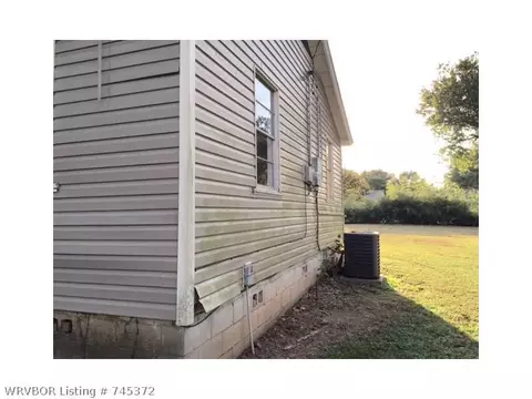 705 8th St, Barling, AR 72923 photo 16