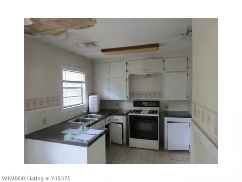 3327 Stanard Ave, Fort Smith, AR 72903 photo 4