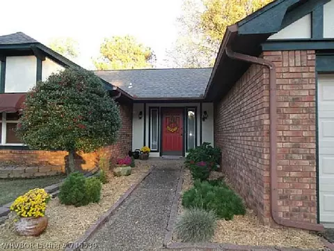 2909 S 99th St, Fort Smith, AR 72903 photo 2
