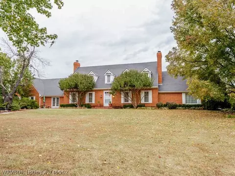 9009 Rosewood Dr, Fort Smith, AR 72903 photo 1