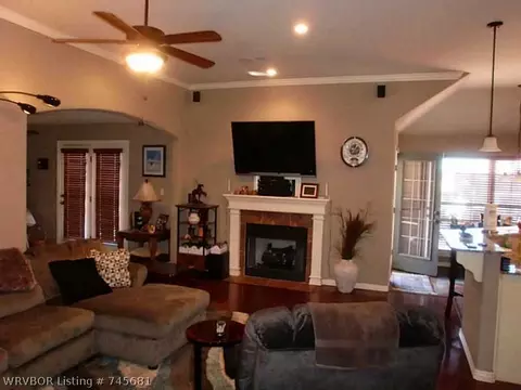 12112 Sapling Dr, Fort Smith, AR 72916 photo 2
