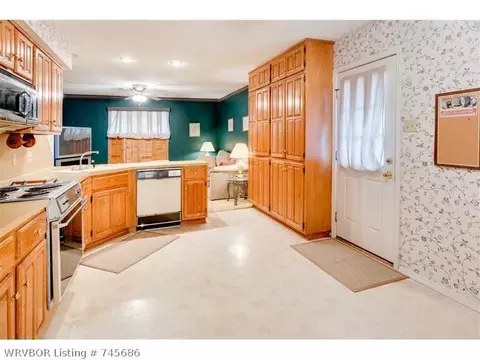 9904 Kingsley Pl, Fort Smith, AR 72908 photo 7