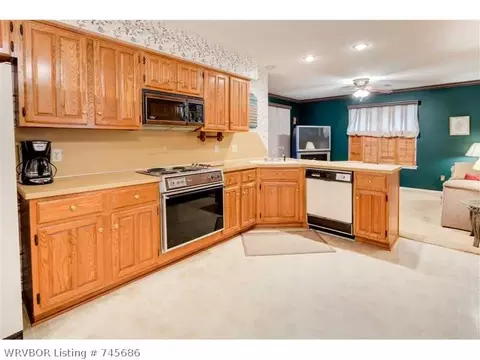 9904 Kingsley Pl, Fort Smith, AR 72908 photo 6