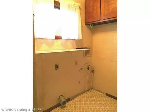 300 E Broadway St, Huntington, AR 72940 photo 6