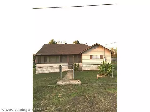 300 E Broadway St, Huntington, AR 72940 photo 1