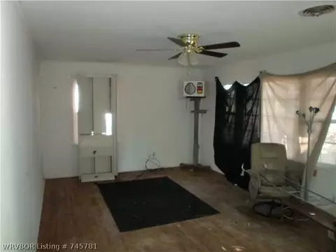 1619 S Independence St, Fort Smith, AR 72901 photo 2