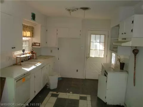 1619 S Independence St, Fort Smith, AR 72901 photo 3