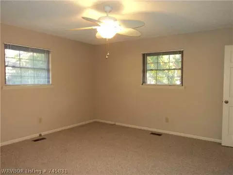 4500 Victoria Dr, Fort Smith, AR 72904 photo 10