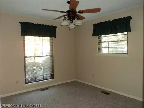 4500 Victoria Dr, Fort Smith, AR 72904 photo 12