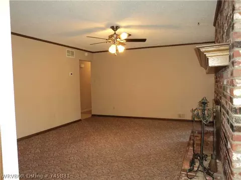 4500 Victoria Dr, Fort Smith, AR 72904 photo 4