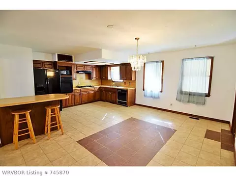 2215 N 55th Ln, Fort Smith, AR 72904 photo 6