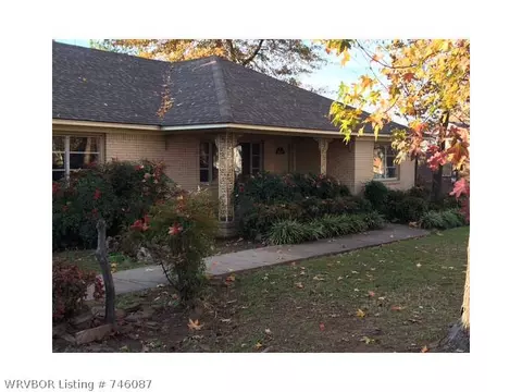215 N Albert Pike St, Fort Smith, AR 72903 photo 1