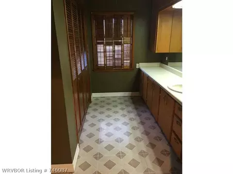 215 N Albert Pike St, Fort Smith, AR 72903 photo 5