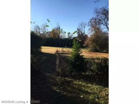 215 N Albert Pike St, Fort Smith, AR 72903 photo 12