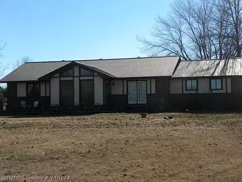 5701 Nickletown Rd, Huntington, AR 72940 photo 1