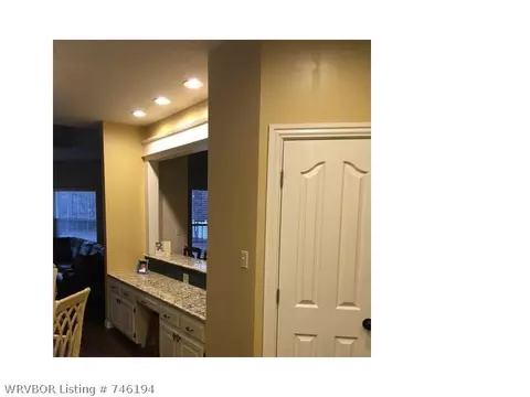 12100 Stonechase Dr, Fort Smith, AR 72916 photo 9