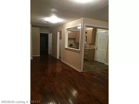 503 N 3rd St, Midland, AR 72945 photo 2