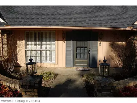 7709 Horan Dr, Fort Smith, AR 72903 photo 2
