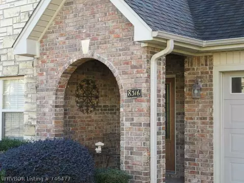 8316 Hannah Ct, Fort Smith, AR 72903 photo 2