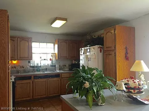 26587 W 3rd St, Cameron, OK 74932 photo 2