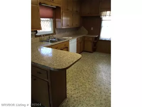 2916 Boston St, Fort Smith, AR 72901 photo 3